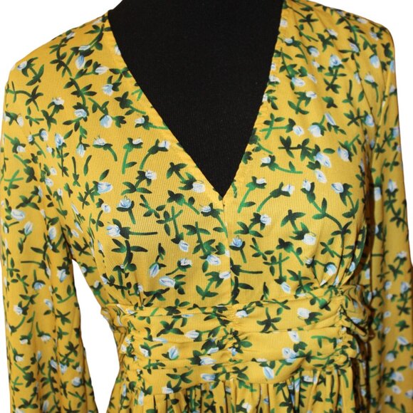 CLEARANCE SALE Boohoo Dress Yellow Floral Long Sleeve CUTE, Size 6 Pre-Loved - Picture 6 of 11